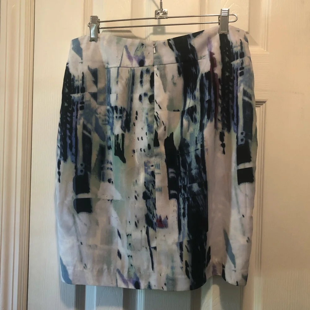 Multi-colored pencil skirt - Picture 2 of 4